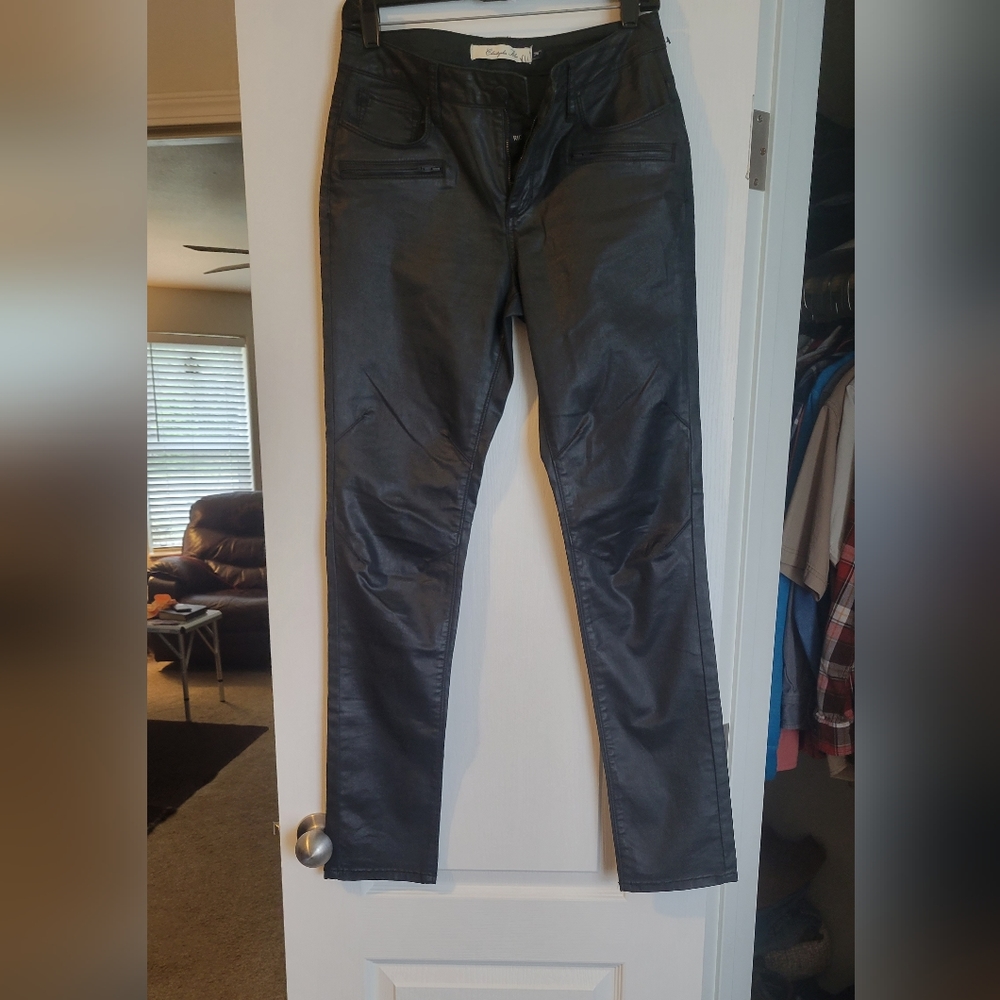 Women's Christopher Blue jeans size 6 Polished Look  NWOT